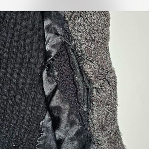 Jaclyn Smith faux fur sweater vest, size L - Picture 6 of 6
